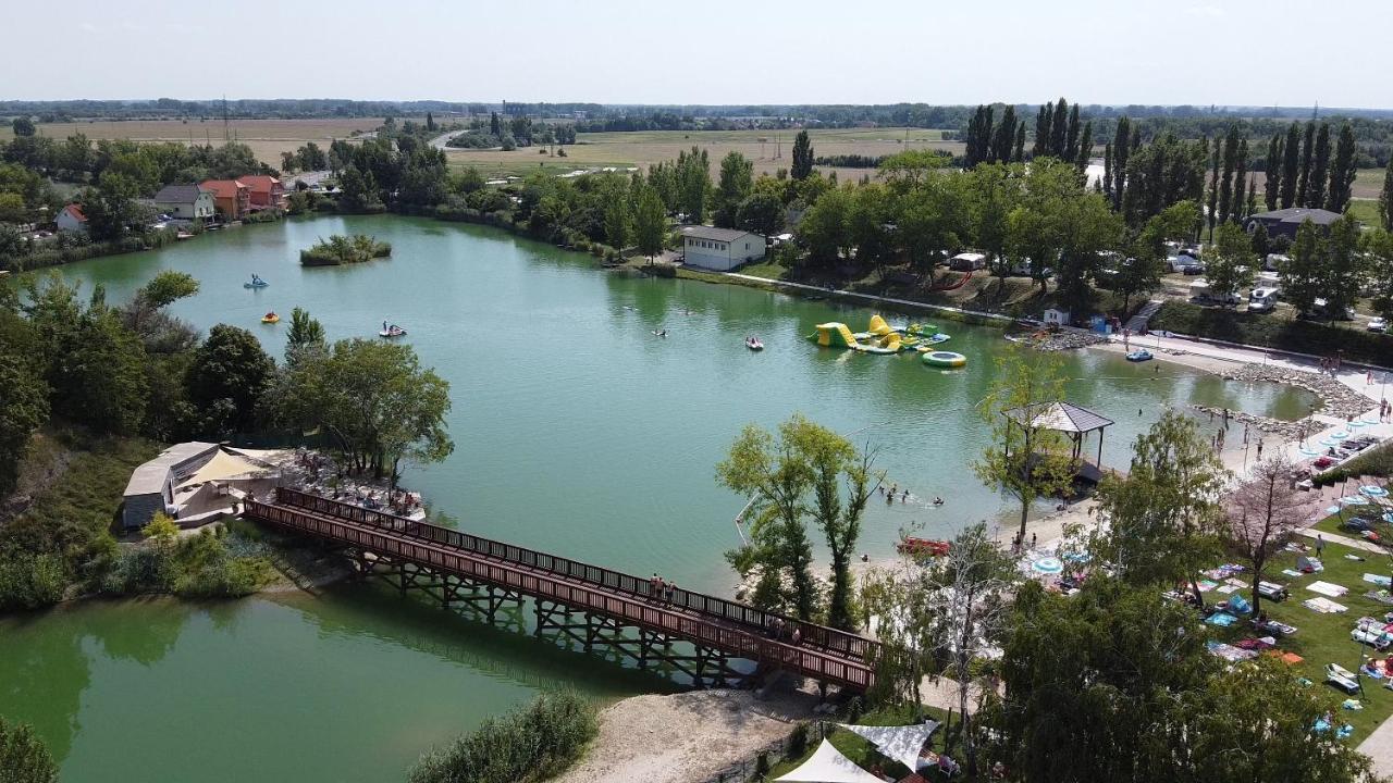 Rivapark Daire Dunajská Streda Dış mekan fotoğraf