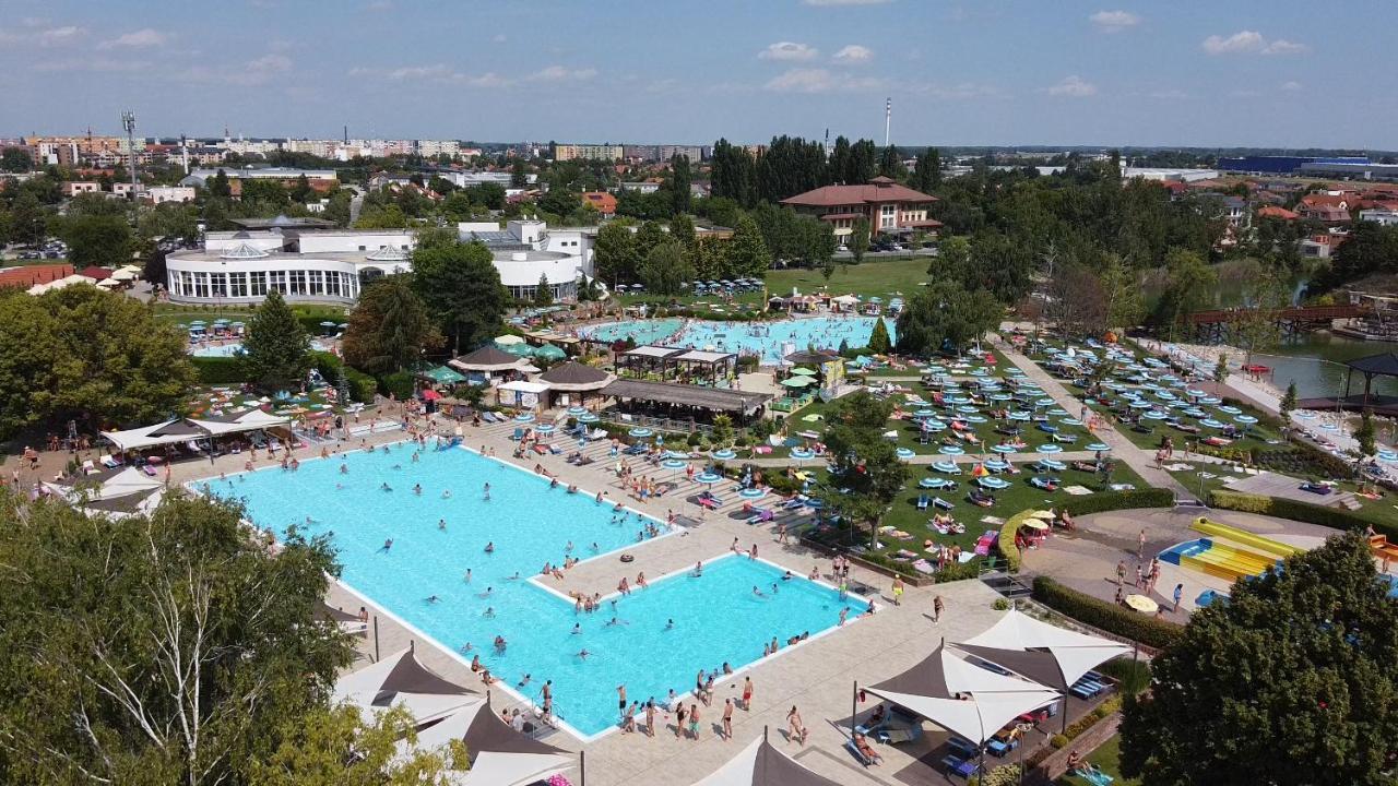 Rivapark Daire Dunajská Streda Dış mekan fotoğraf